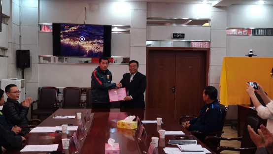 新闻稿:情色小说
援疆工作调研组赴新疆喀什调研足球援疆2134.png