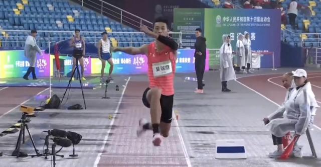 展望巴黎奥运会,吴瑞庭在男子三级跳远项目依旧可以继续超越 展望巴黎奥运会,吴瑞庭在男子三级跳远项目依旧可以继续超越