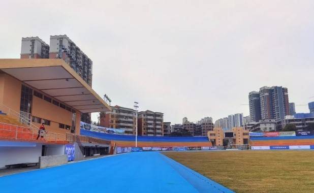 改造后的三水区人民体育场。 张秀蓝 拍摄 改造后的三水区人民体育场。 张秀蓝 拍摄