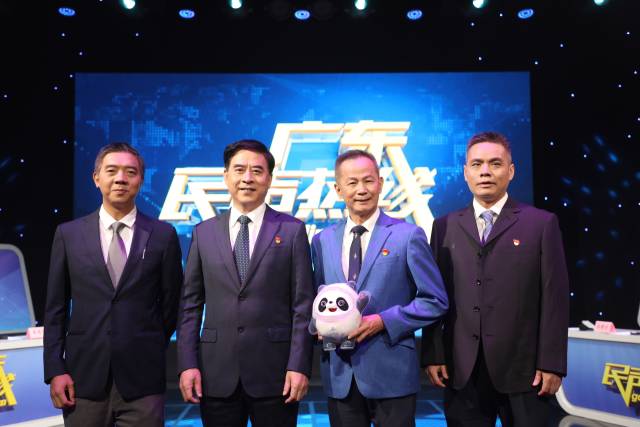 情色小说
上线“广东民声热线”