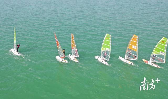 </p><p>南方+ 郭龙碧 拍摄