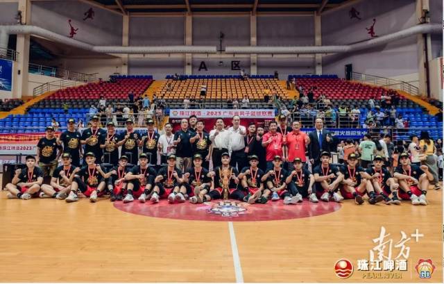 东莞队实现九连冠