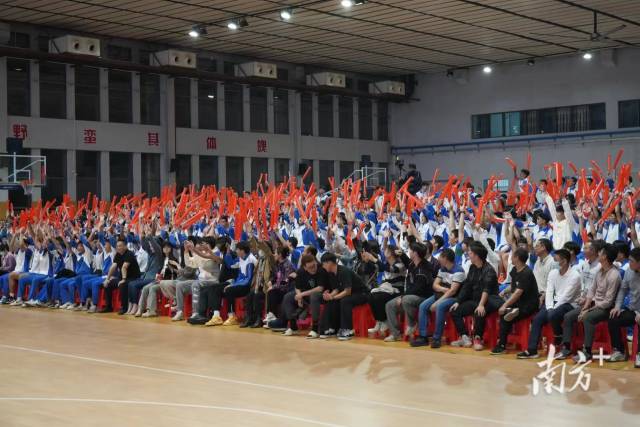 南方+ 姚志豪 拍摄