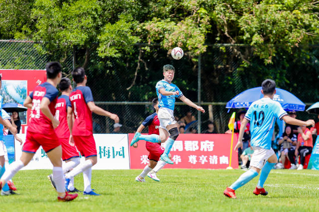 2023年陆河“村超”嗨翻全场。