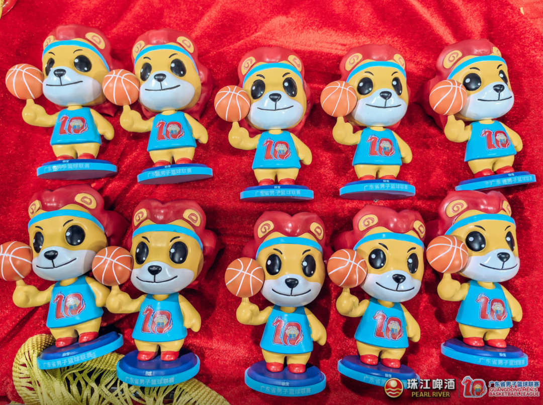 十周年吉祥物“劲宝”手办 十周年吉祥物“劲宝”手办