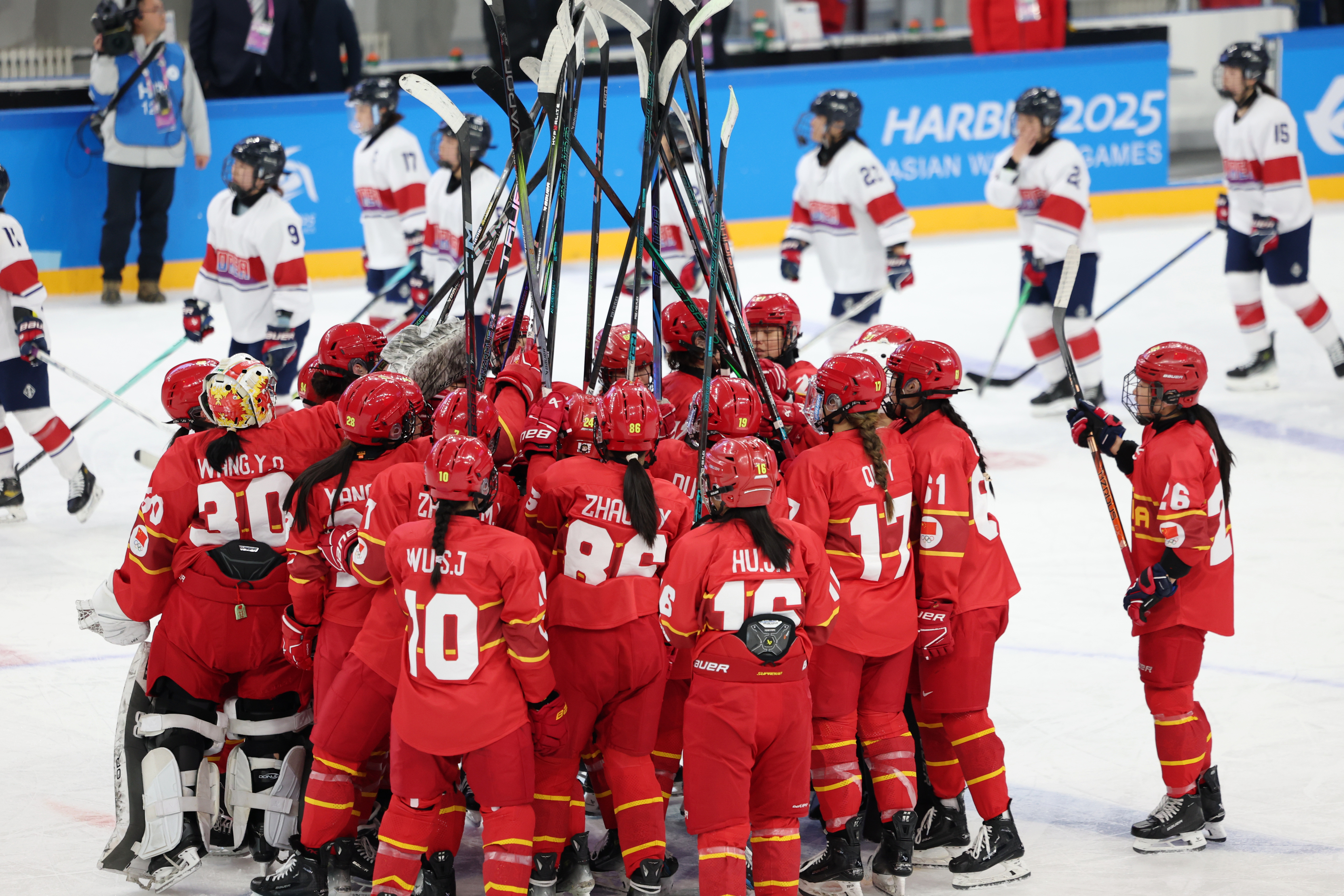 (亚冬会)冰球——女子小组赛:中国队胜韩国队XxjpseC008476_20250212_PEPFN0A001 (1).JPG